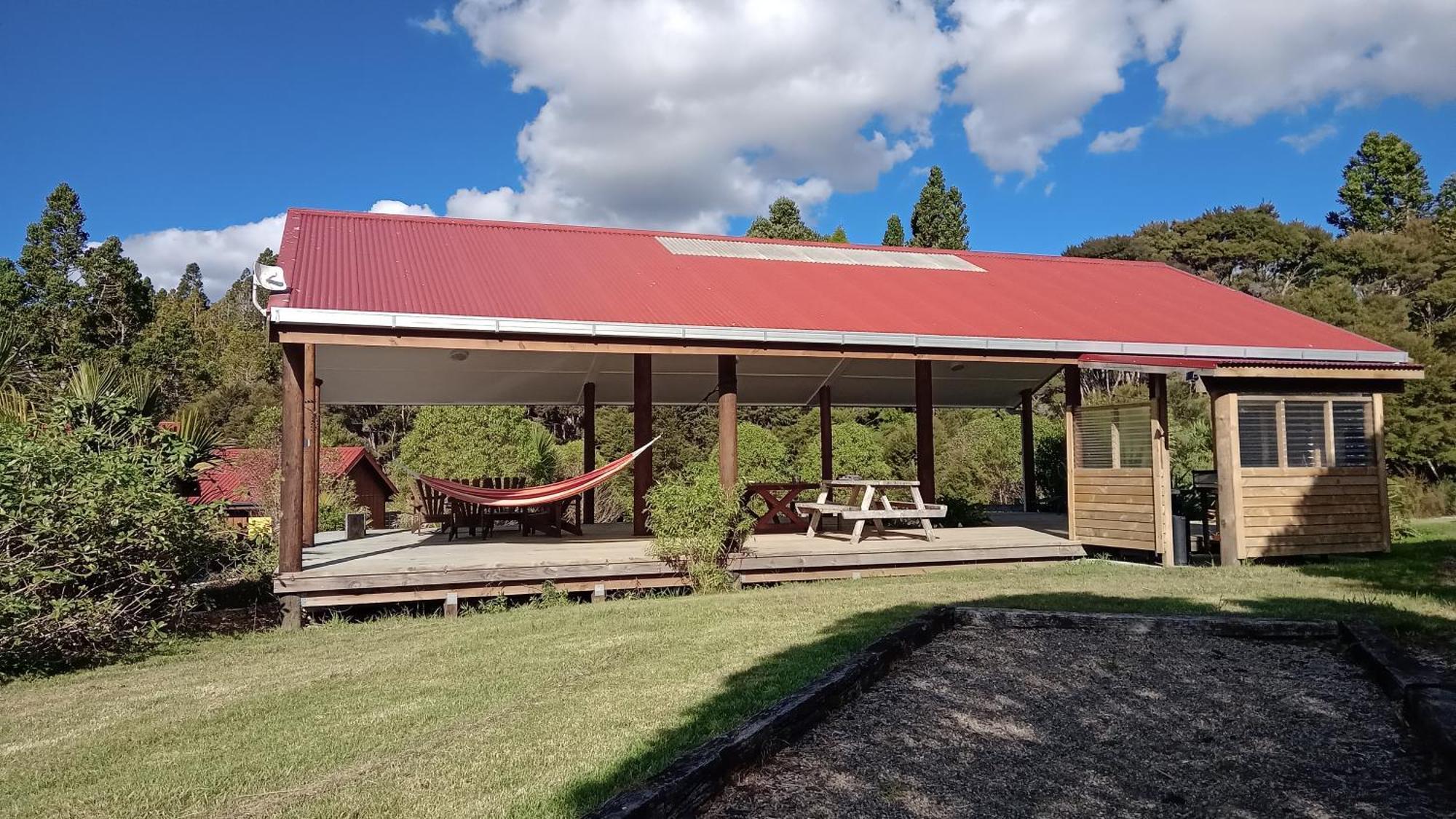 The Hideout Guest House Mangawhai Exterior foto